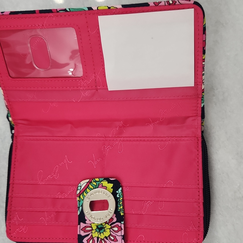 Vera Bradley Lock Wallet - Picture 4 of 5